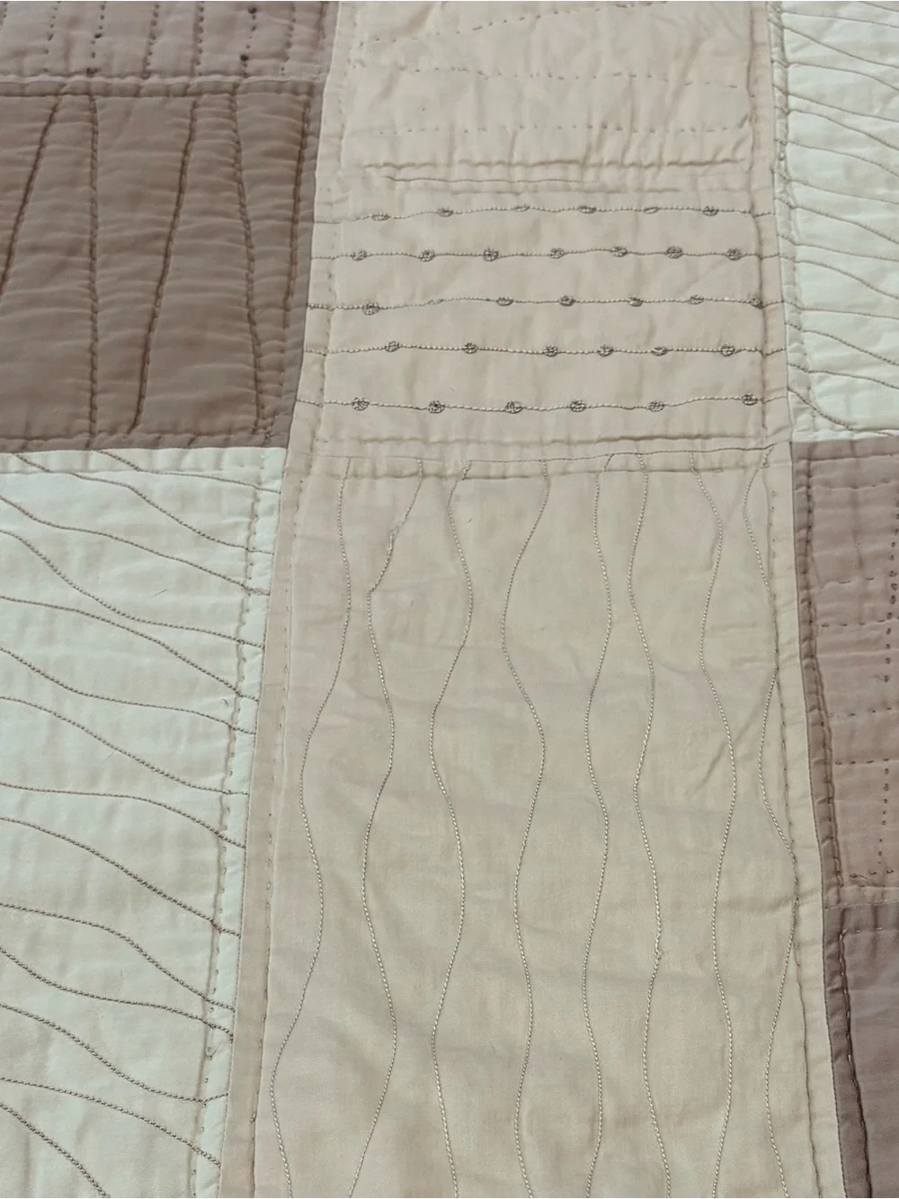 Vtg 90s Patchwork Appliqué Quilt King/CK Pick Stitch Comforter 112x95 Pink Brick